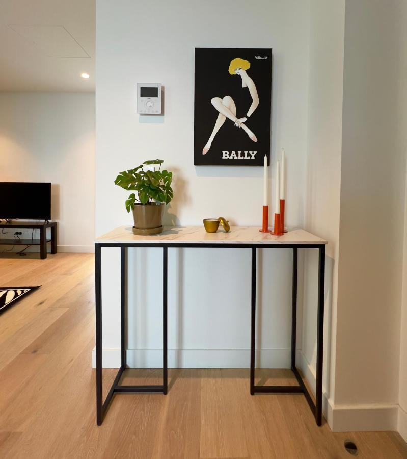 Appartamento 1 Brm, Sea View, Newly Renovated, Next To Crown Melbourne Esterno foto