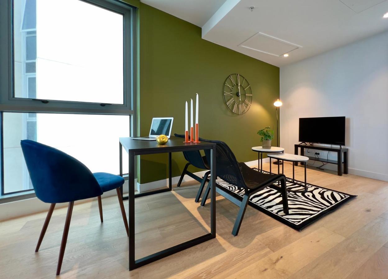Appartamento 1 Brm, Sea View, Newly Renovated, Next To Crown Melbourne Esterno foto